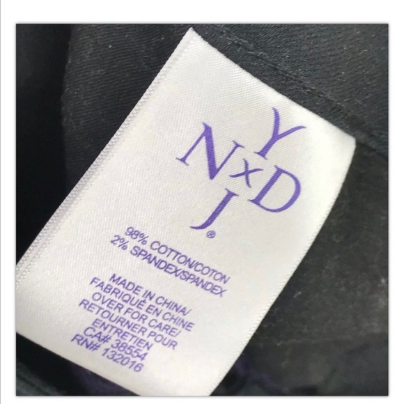 NYDJ not your daughters jeans Black and Embellished cropped capris size 4P - Picture 7 of 10